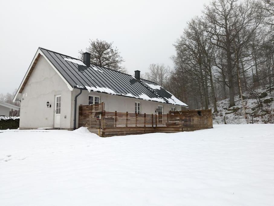 Beautiful And Cosy House Near The Lake Olofstrom Экстерьер фото